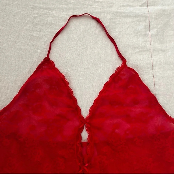 ☀️VTG VICTORIA’S SECRET Lace Bow Detail Halter Sexy Thong Bodysuit - Picture 2 of 8